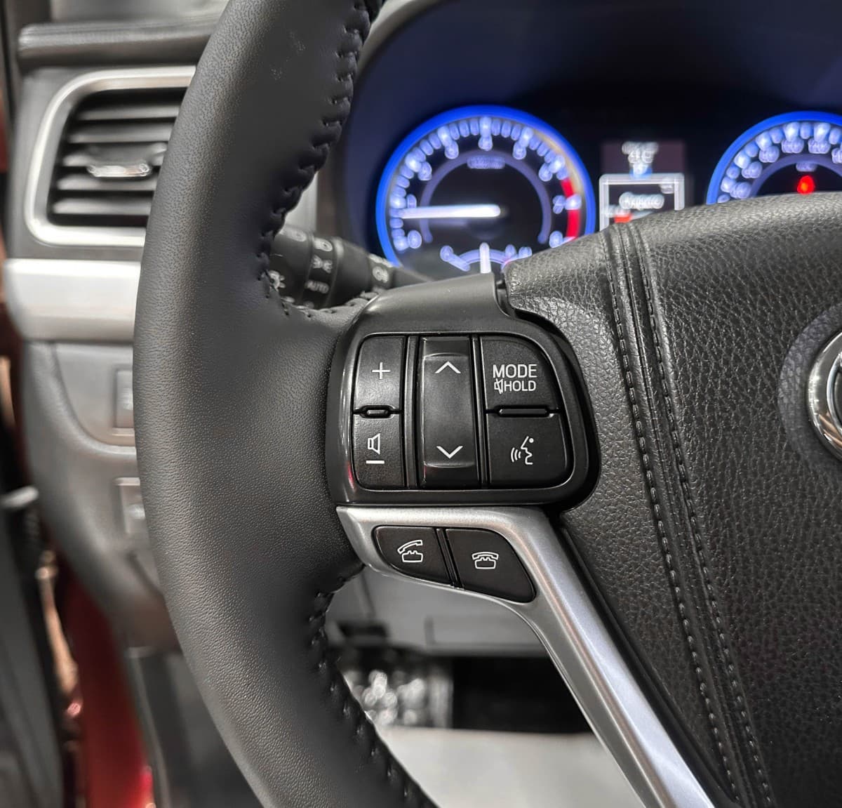 Toyota Highlander - фото 20