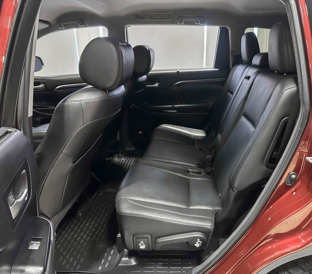 Toyota Highlander - фото 12