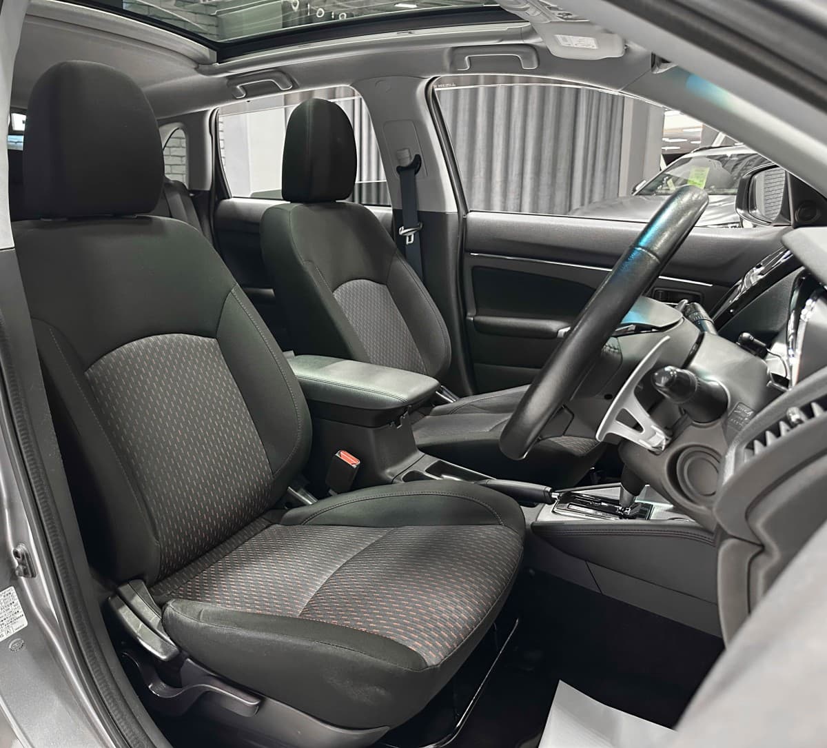 Mitsubishi RVR - фото 11