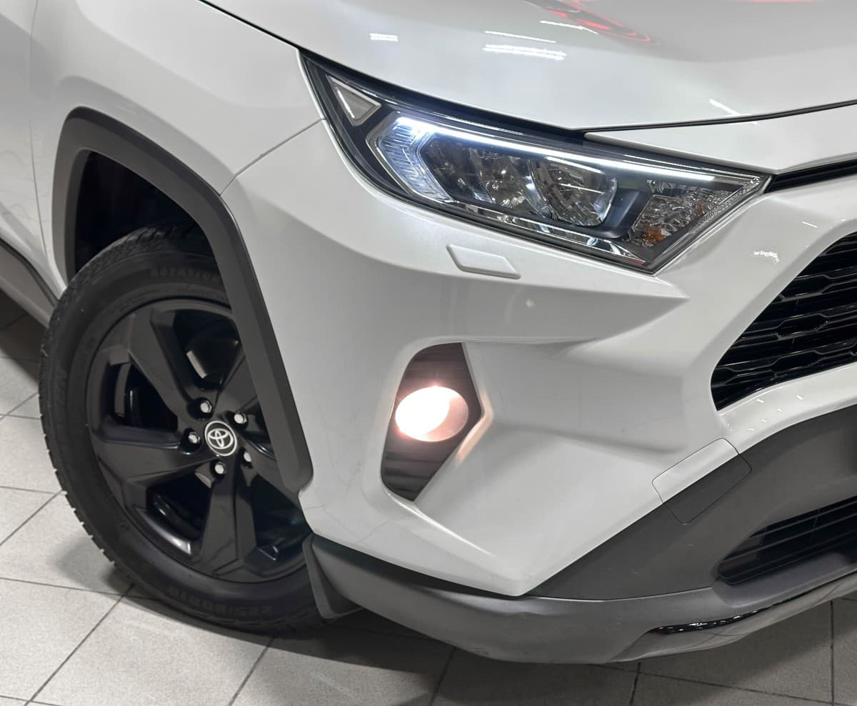 Toyota RAV4 - 3