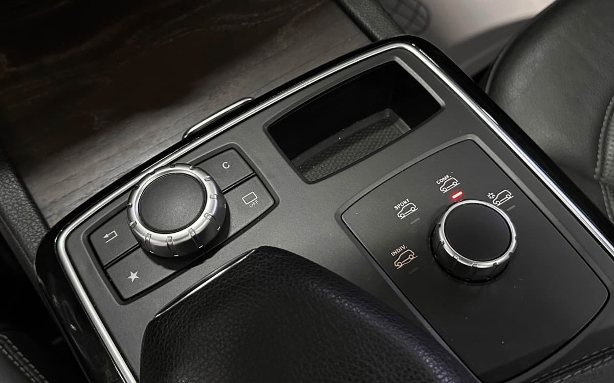 Mercedes-Benz GLE-Класс - фото 30