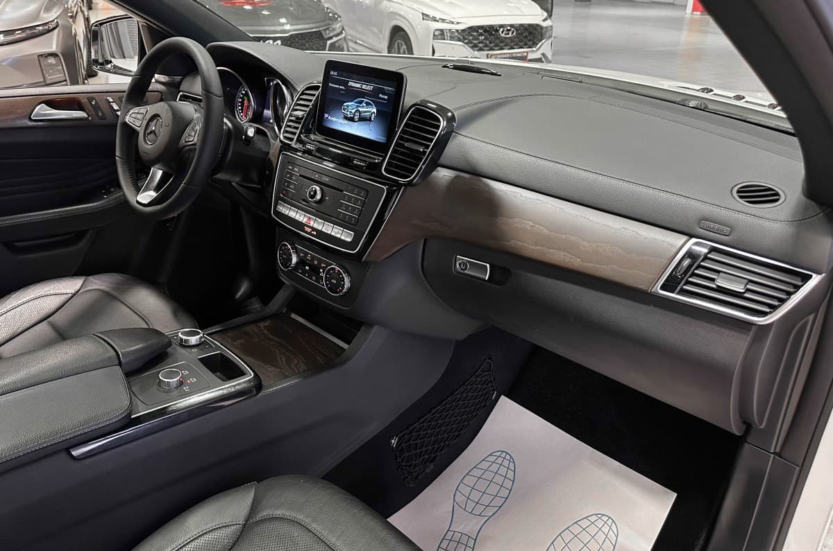 Mercedes-Benz GLE-Класс - фото 19