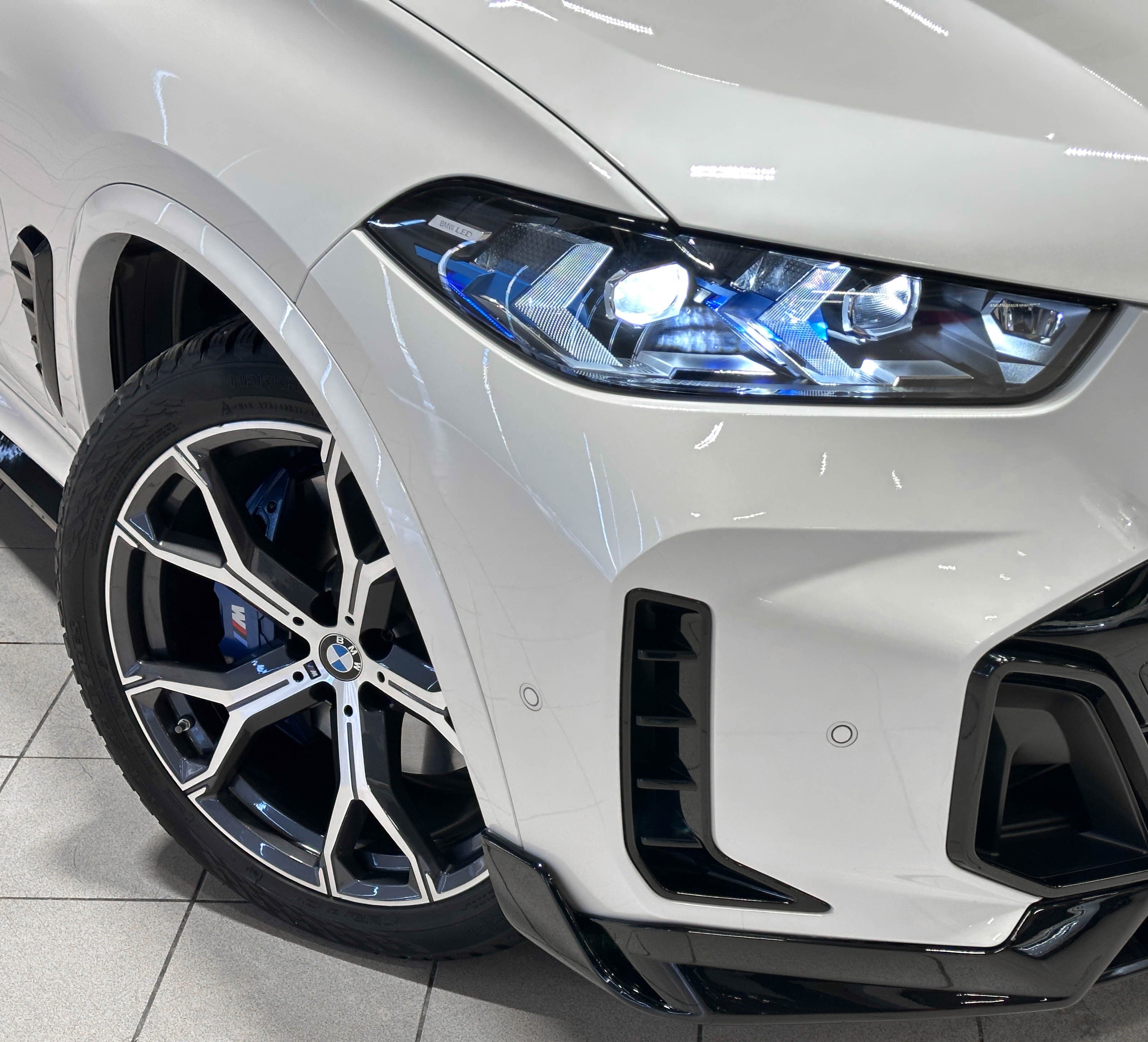 BMW X5 - фото 7