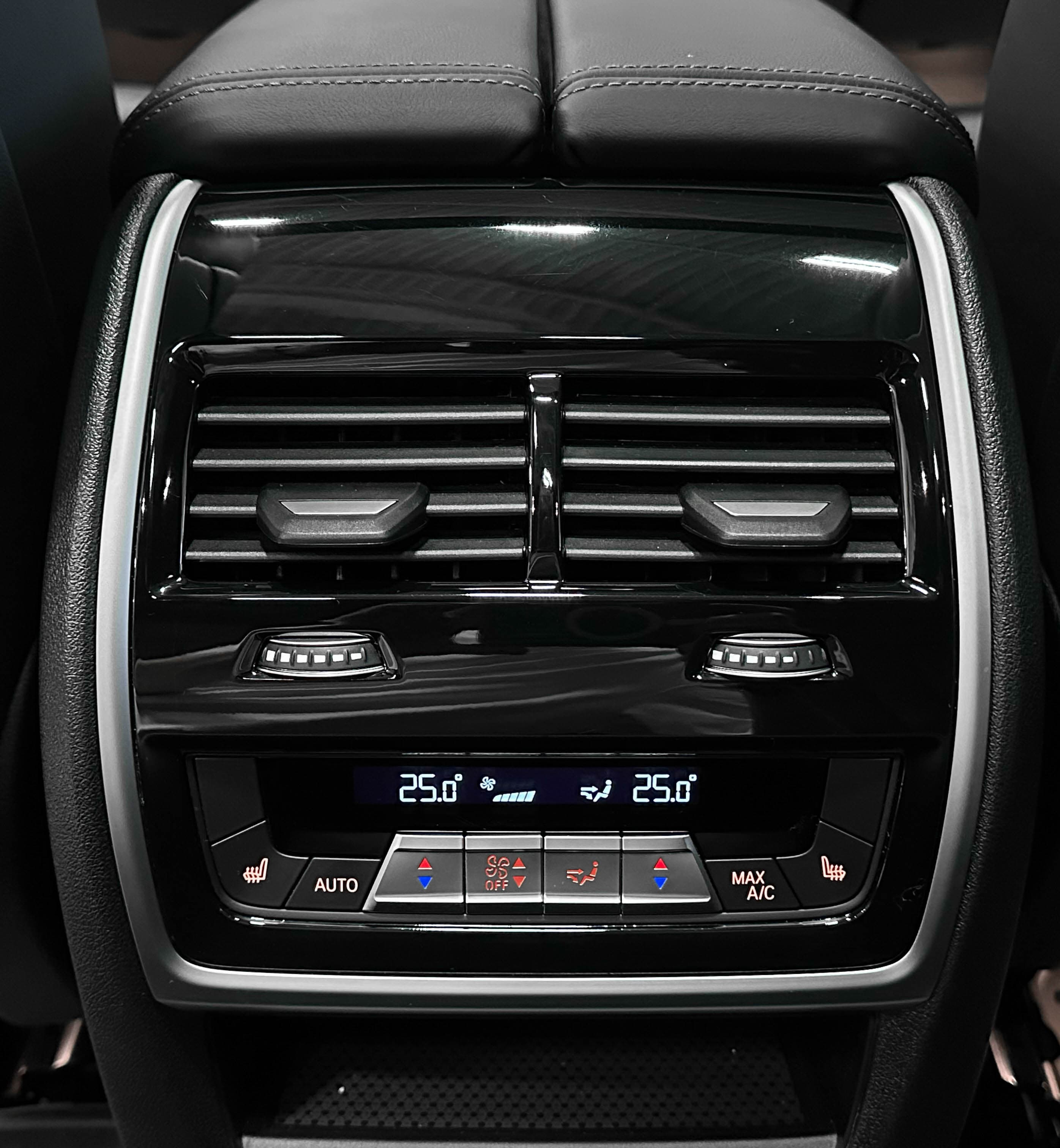 BMW X5 - фото 32