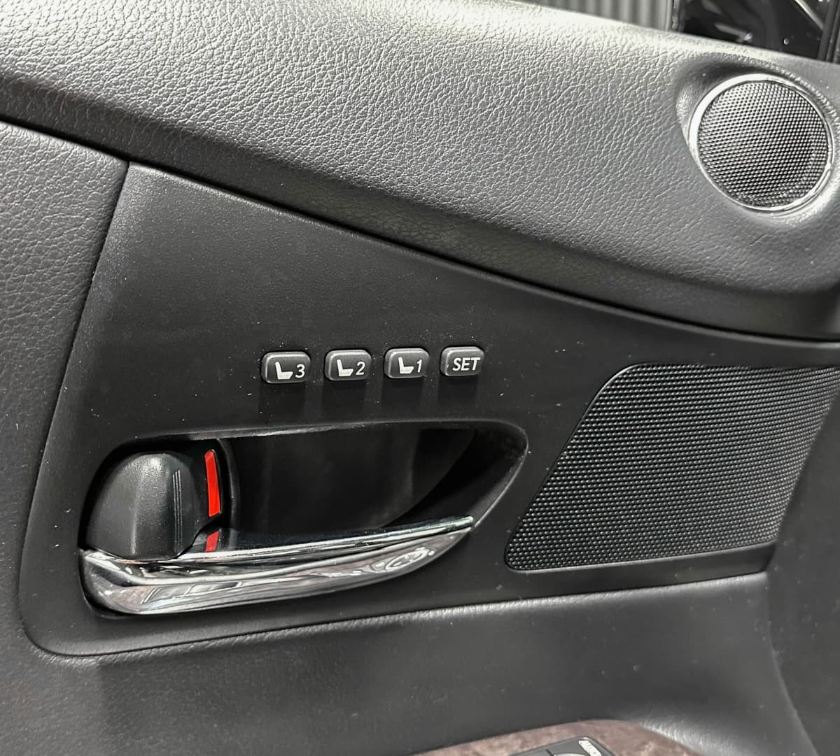 Lexus RX 350 - фото 17