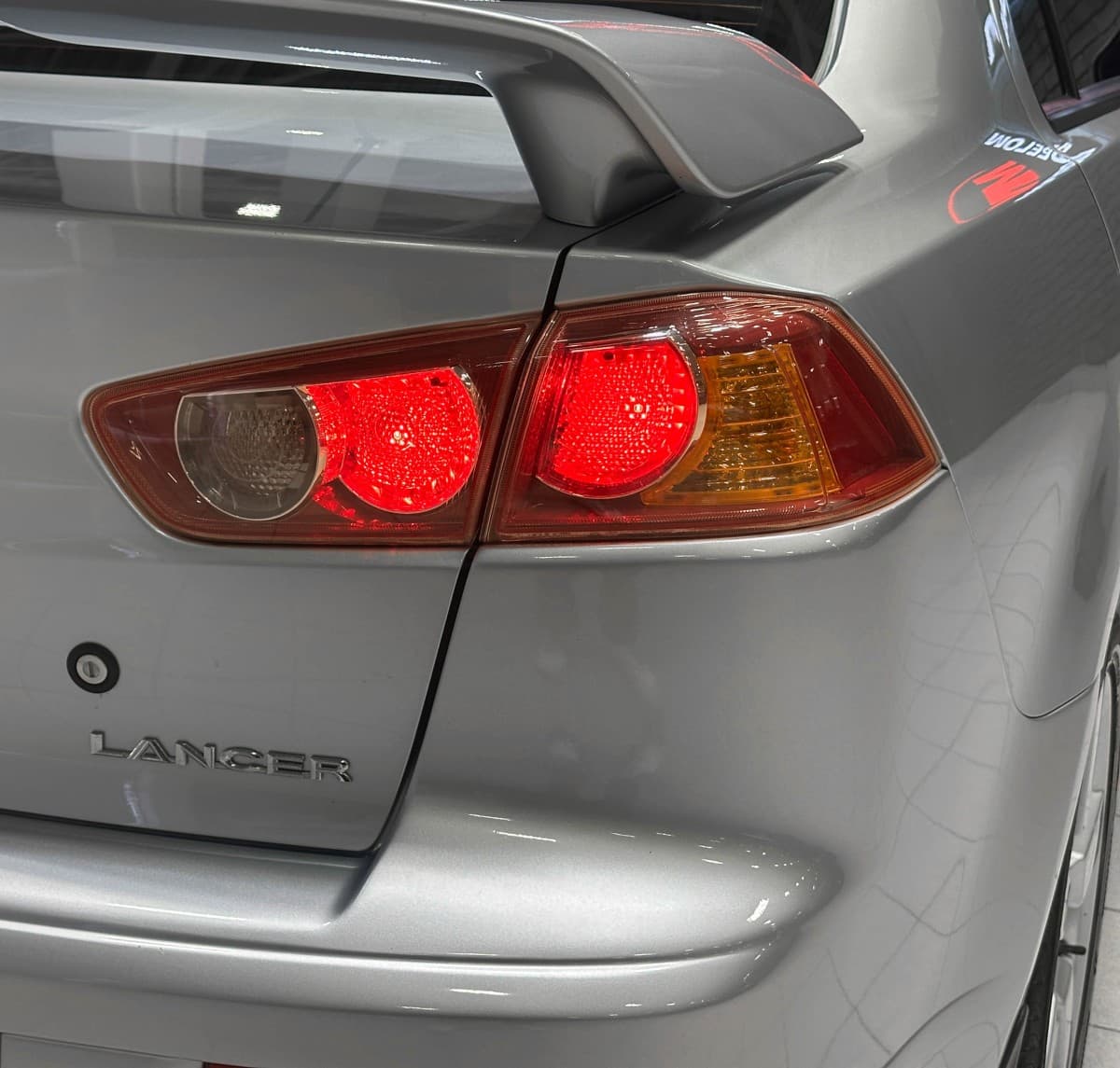 Mitsubishi Lancer - фото 7