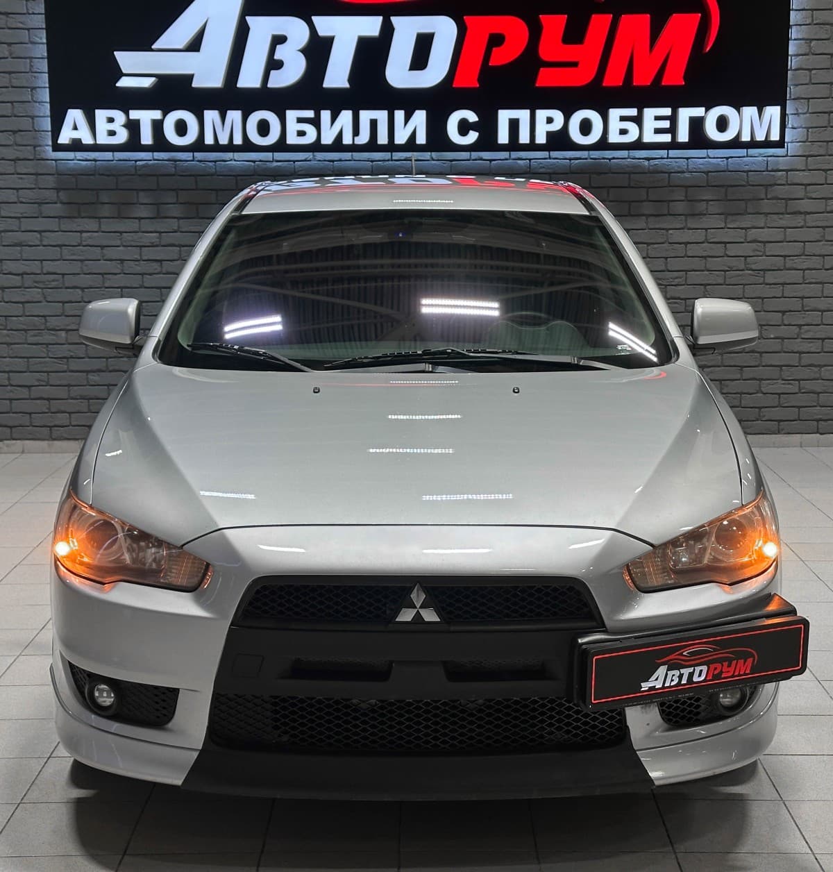 Mitsubishi Lancer - 3