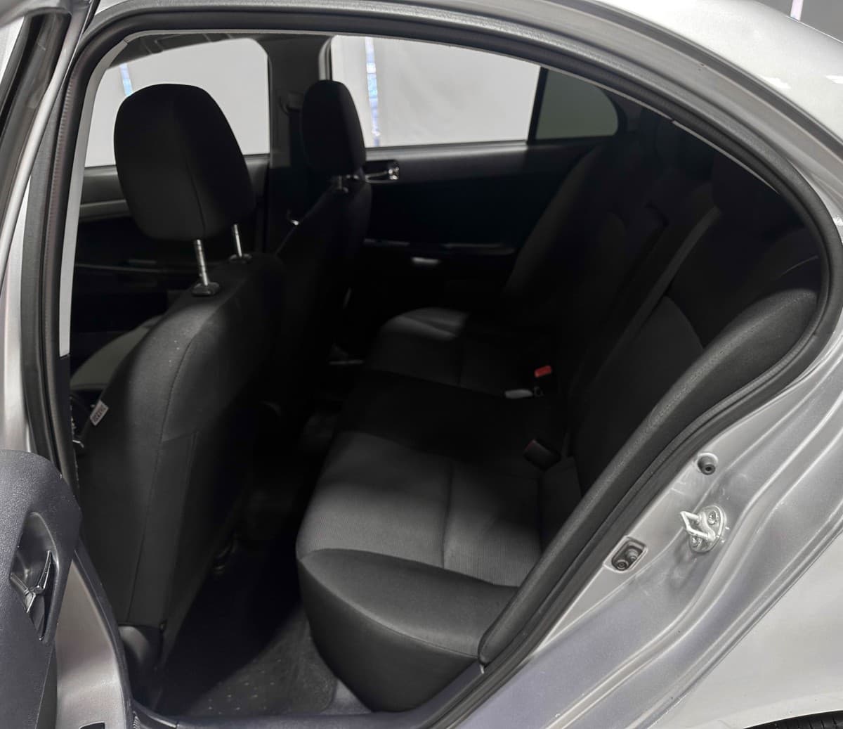 Mitsubishi Lancer - фото 12