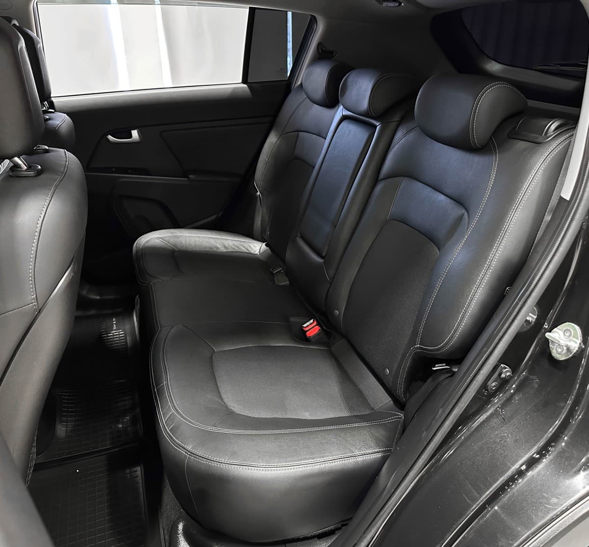 Kia Sportage - фото 12