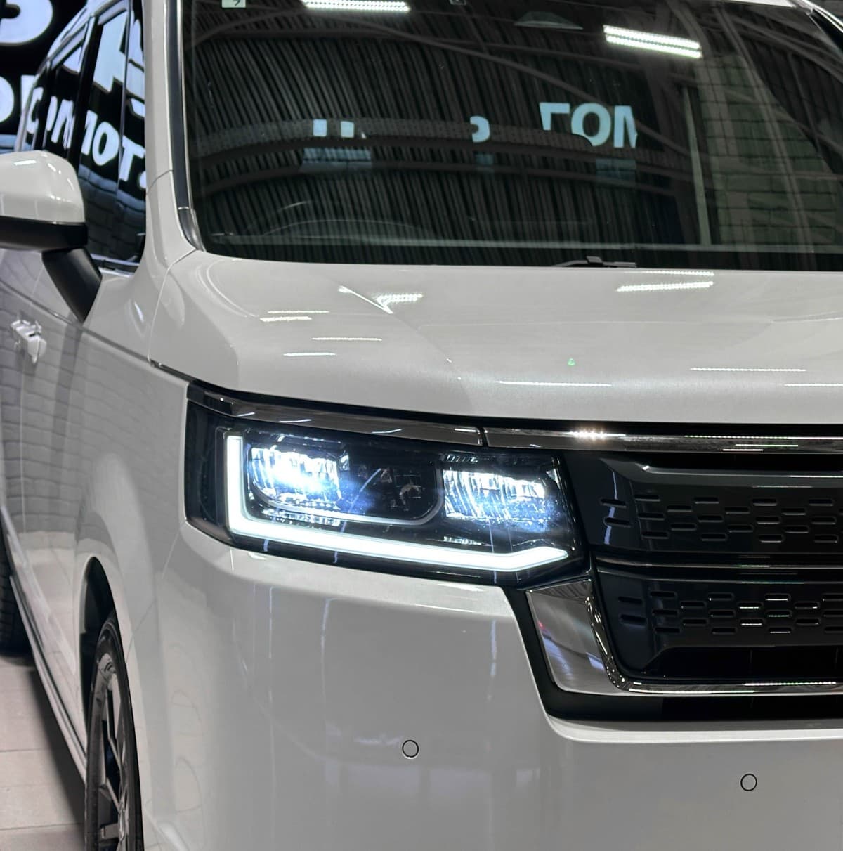 Honda Stepwgn Spada - 4