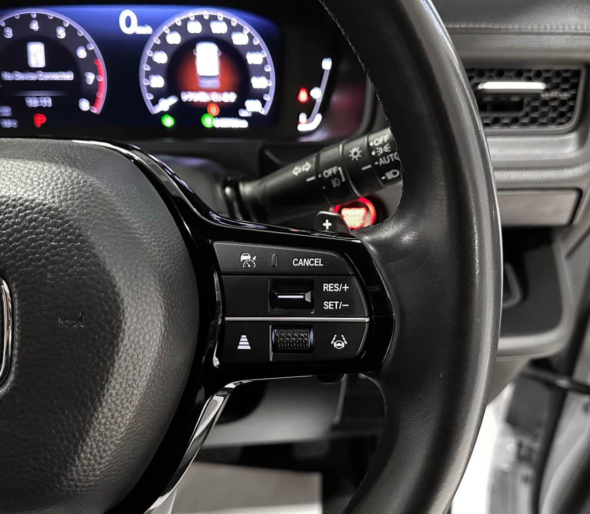 Honda Stepwgn Spada - фото 22