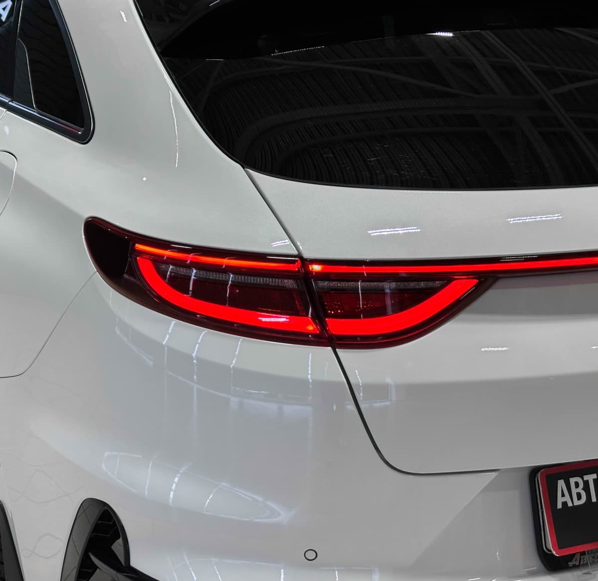 Kia Proceed - фото 8