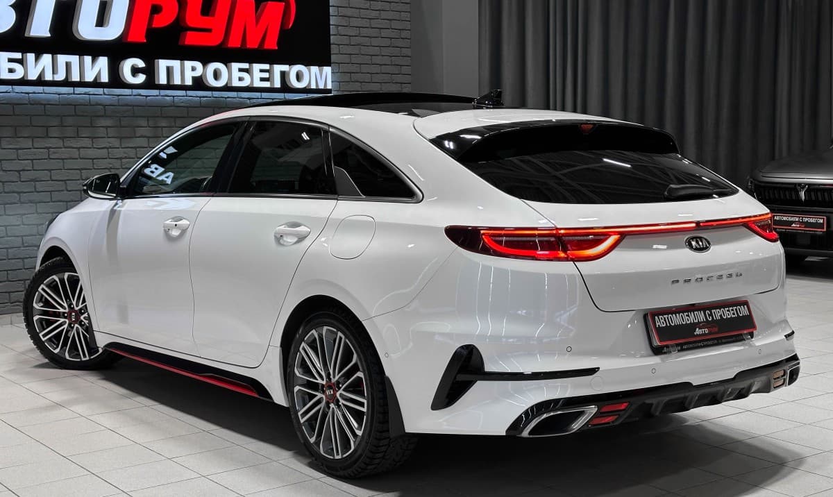 Kia Proceed - фото 9