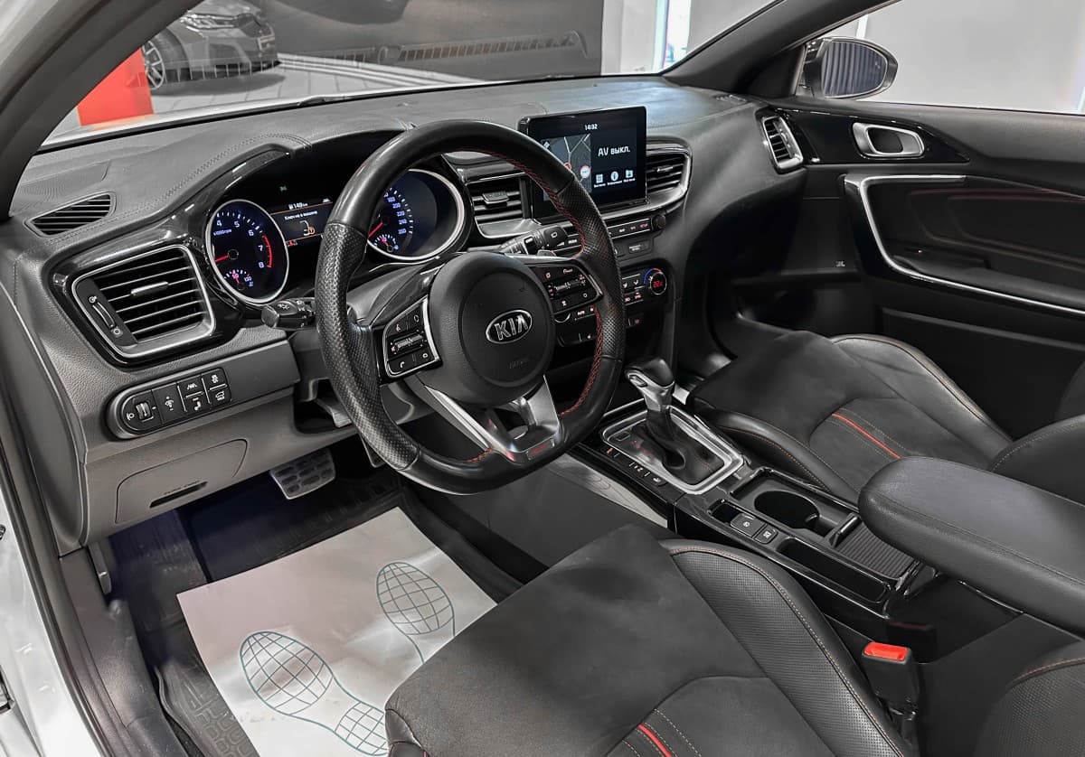 Kia Proceed - фото 10