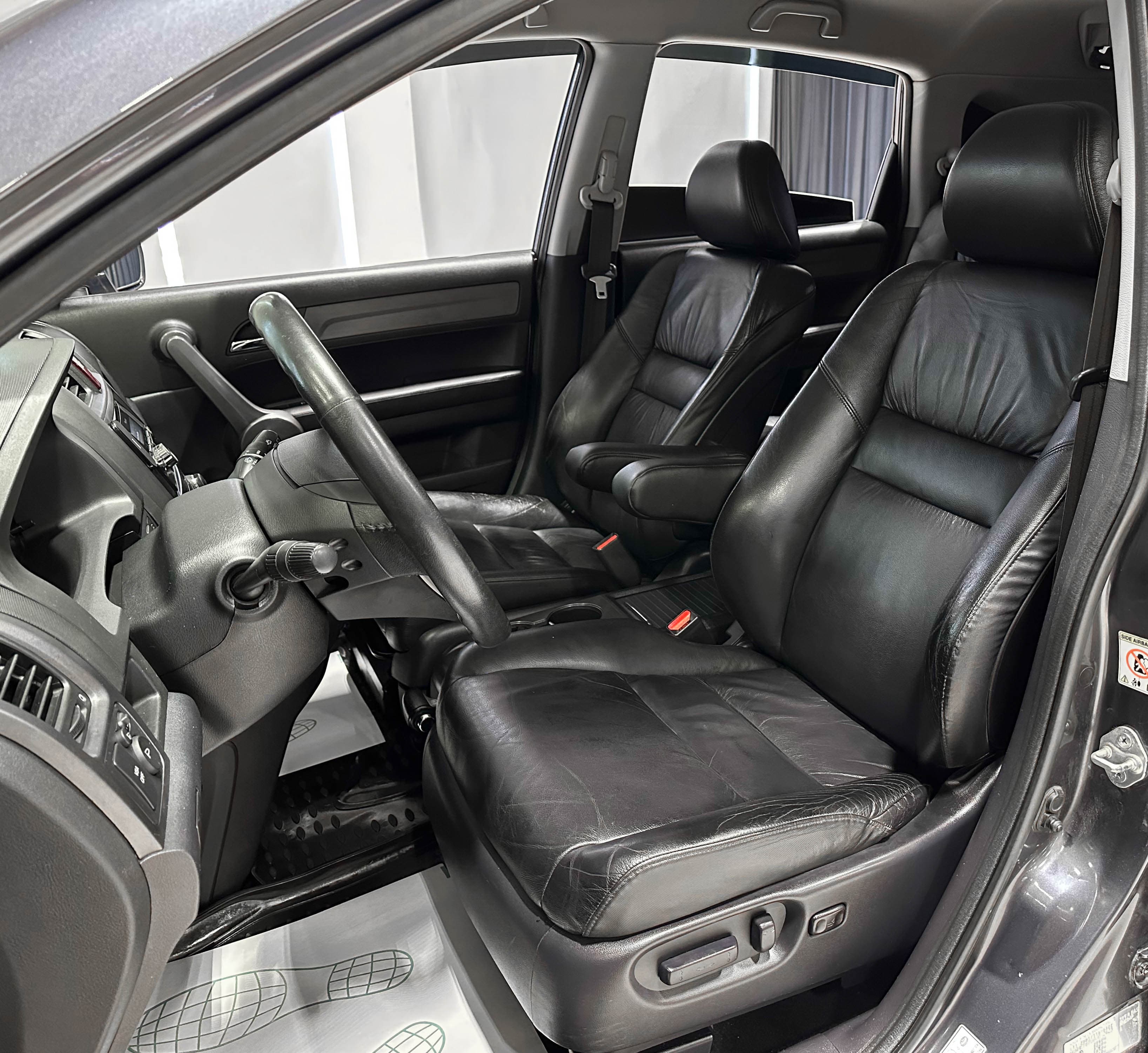 Honda CR-V - фото 11