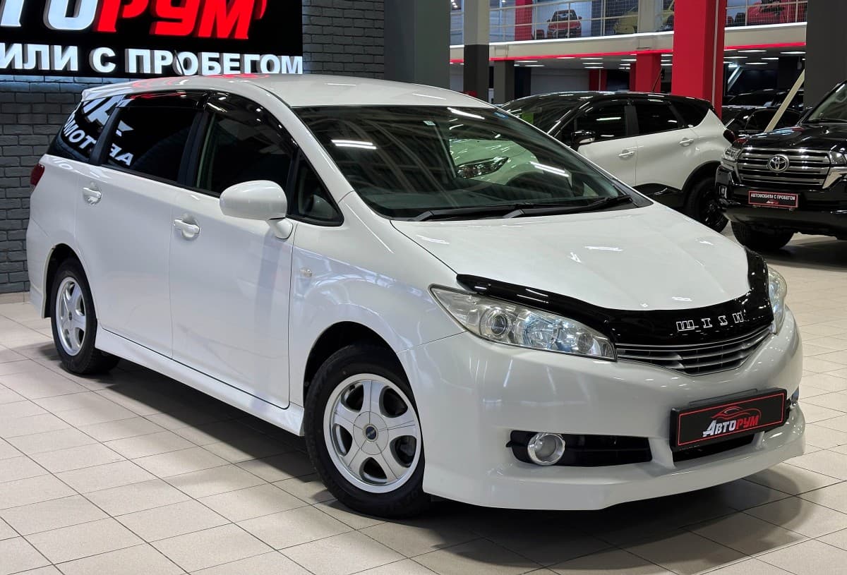 Toyota Wish - 4