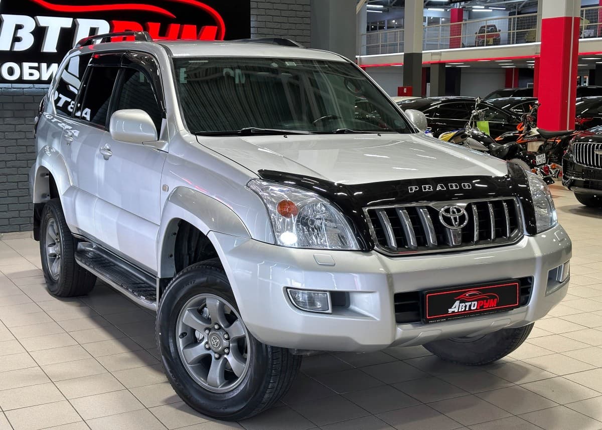 Toyota Land Cruiser 120 (Prado) - 4