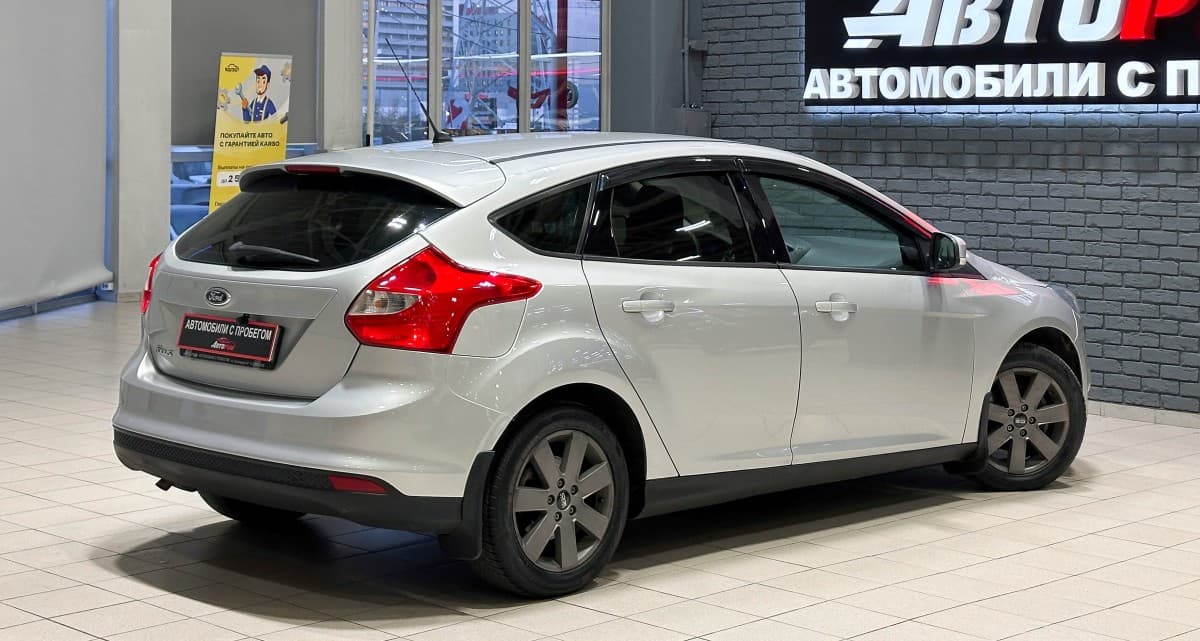 Ford Focus - 5