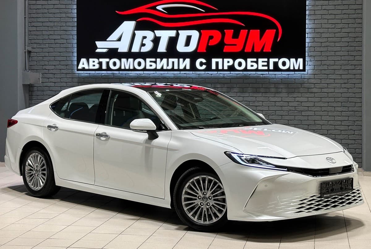 Toyota Camry - 1