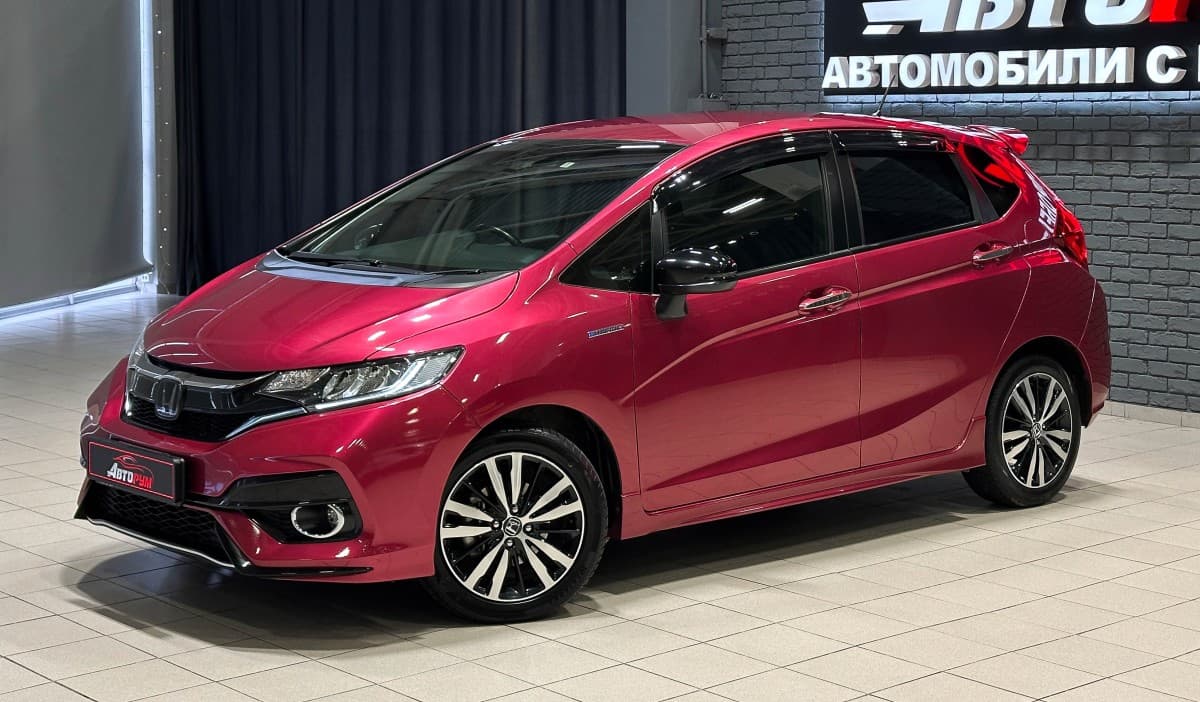 Honda Fit Hybrid - 2
