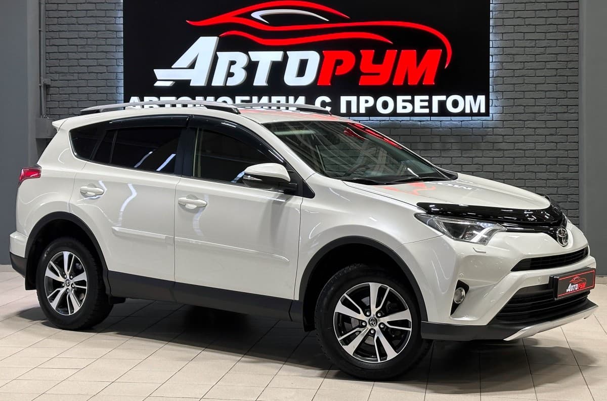 Toyota RAV4 - 1