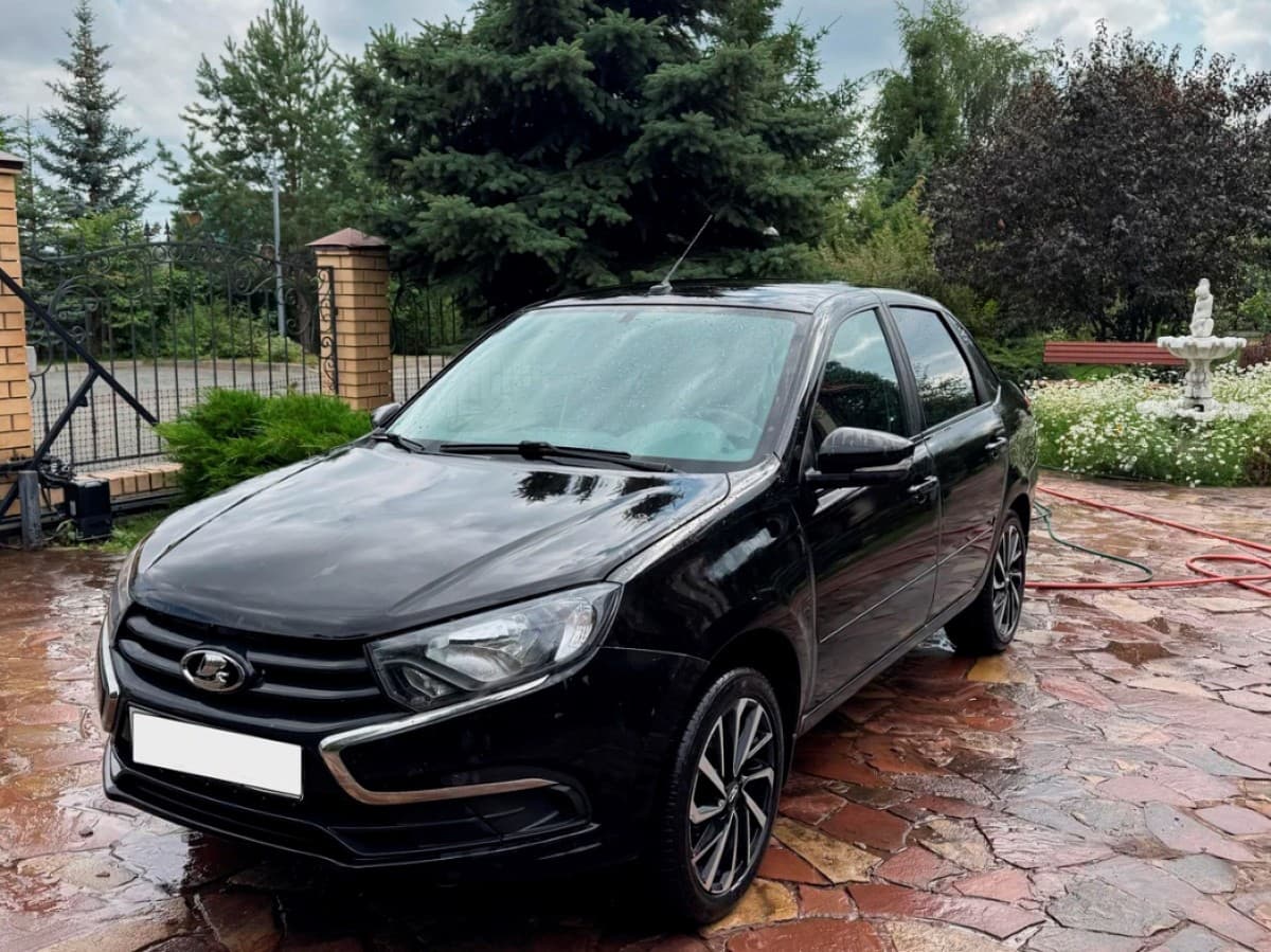 ВАЗ (Lada) Granta - 1