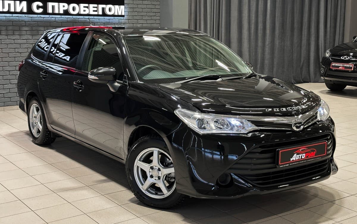 Toyota Corolla Fielder - 4