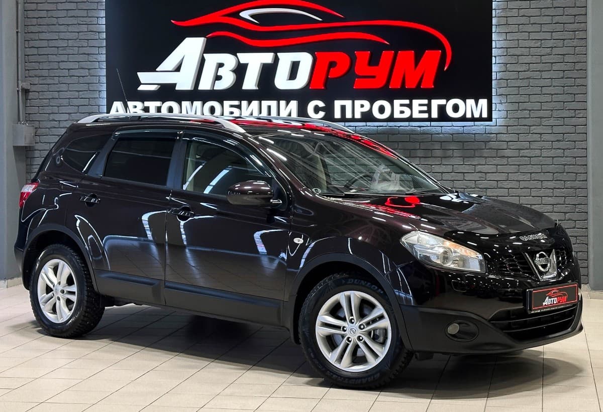 Nissan Qashqai+2 - 1