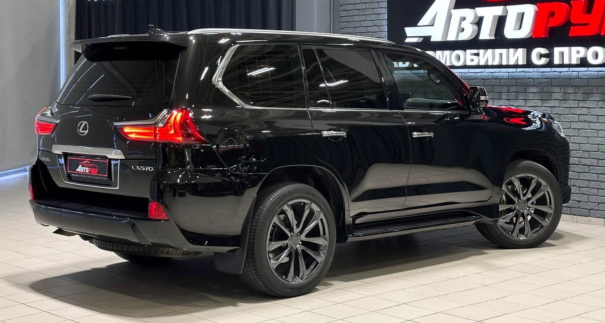 Lexus LX 570 - 5