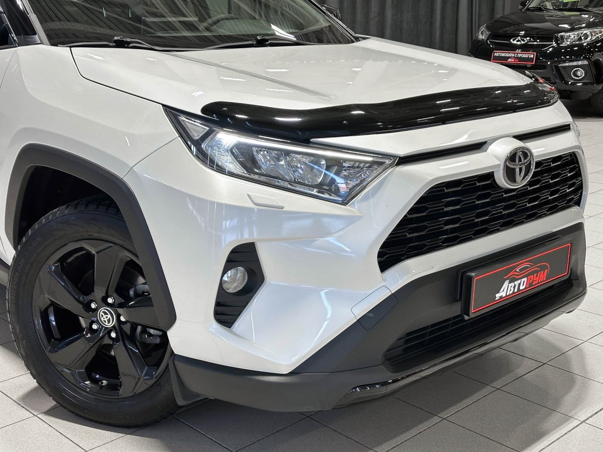 Toyota RAV4 - фото 10
