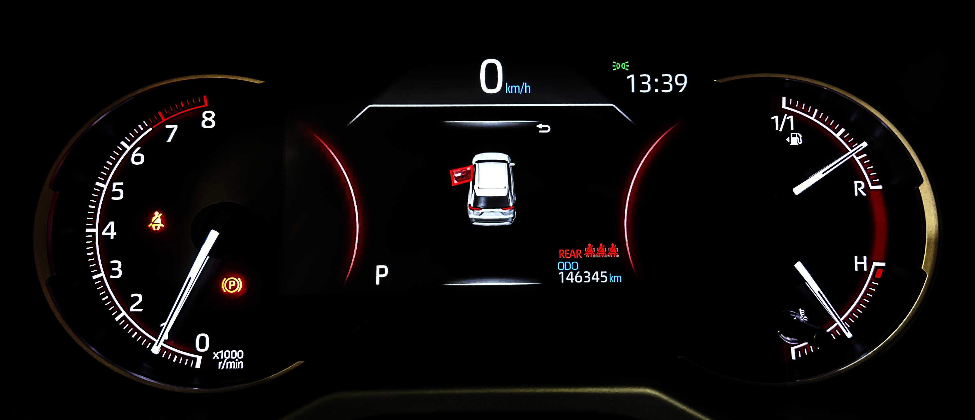 Toyota RAV4 - фото 19