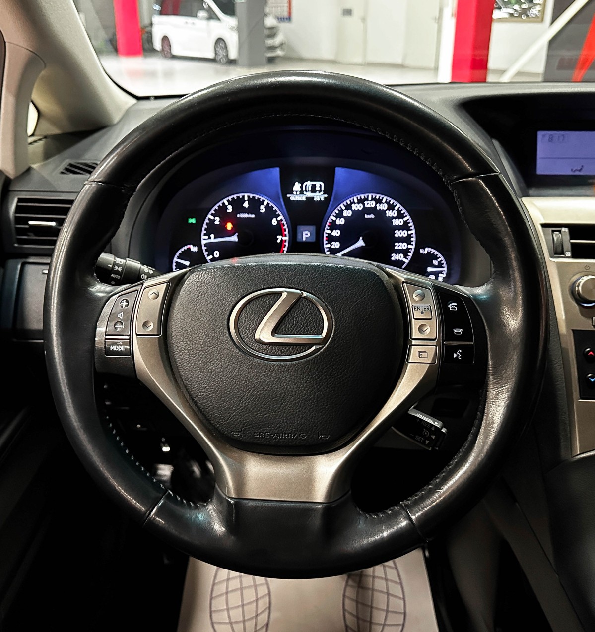 Lexus RX 270 - фото 30