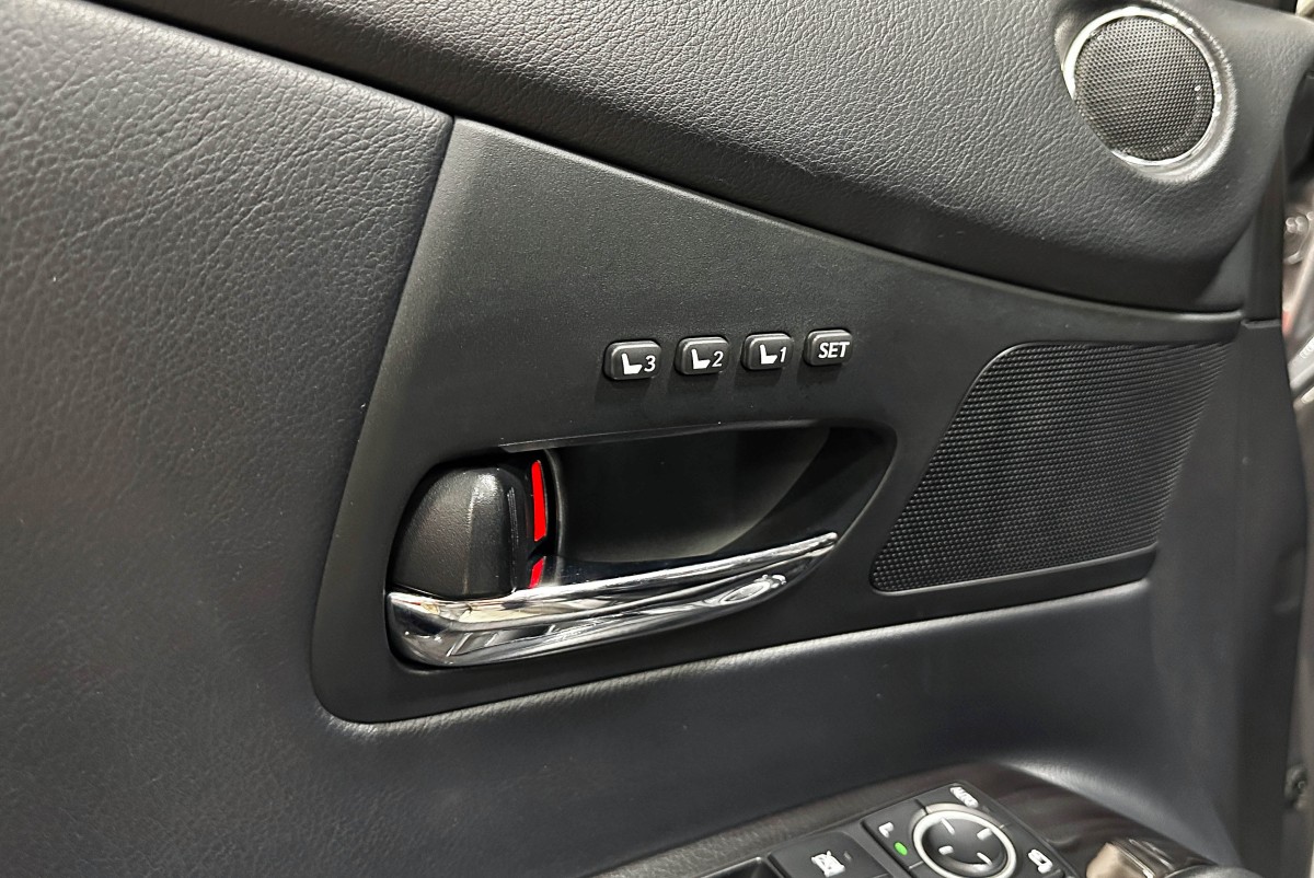 Lexus RX 270 - фото 18