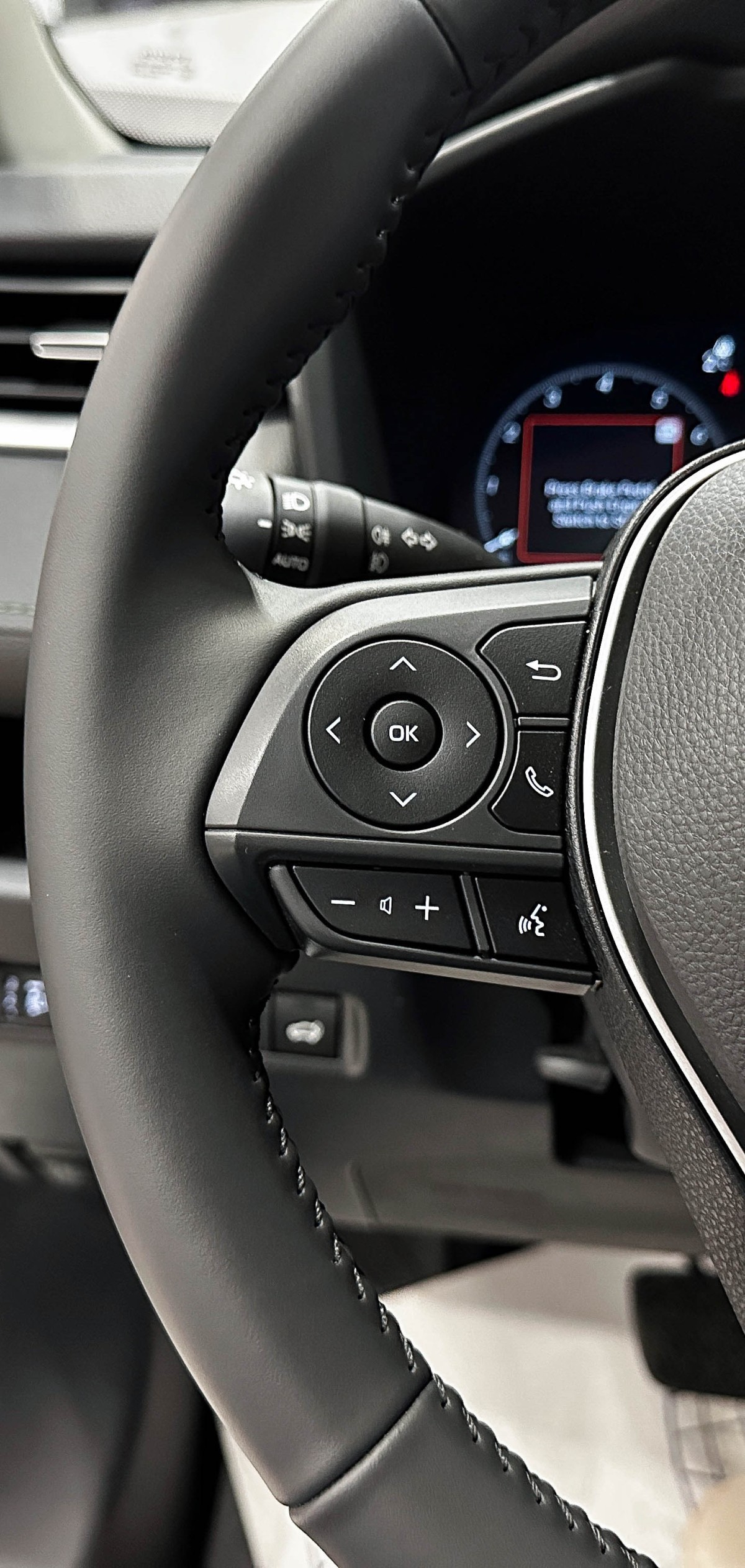 Toyota RAV4 - фото 22