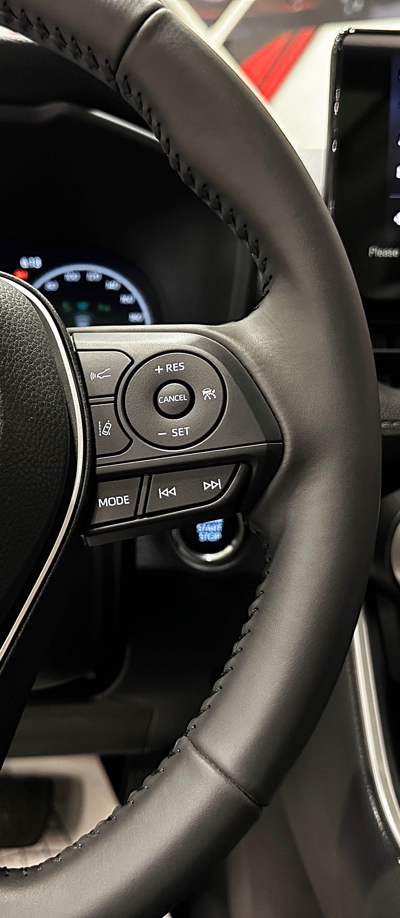 Toyota RAV4 - фото 23