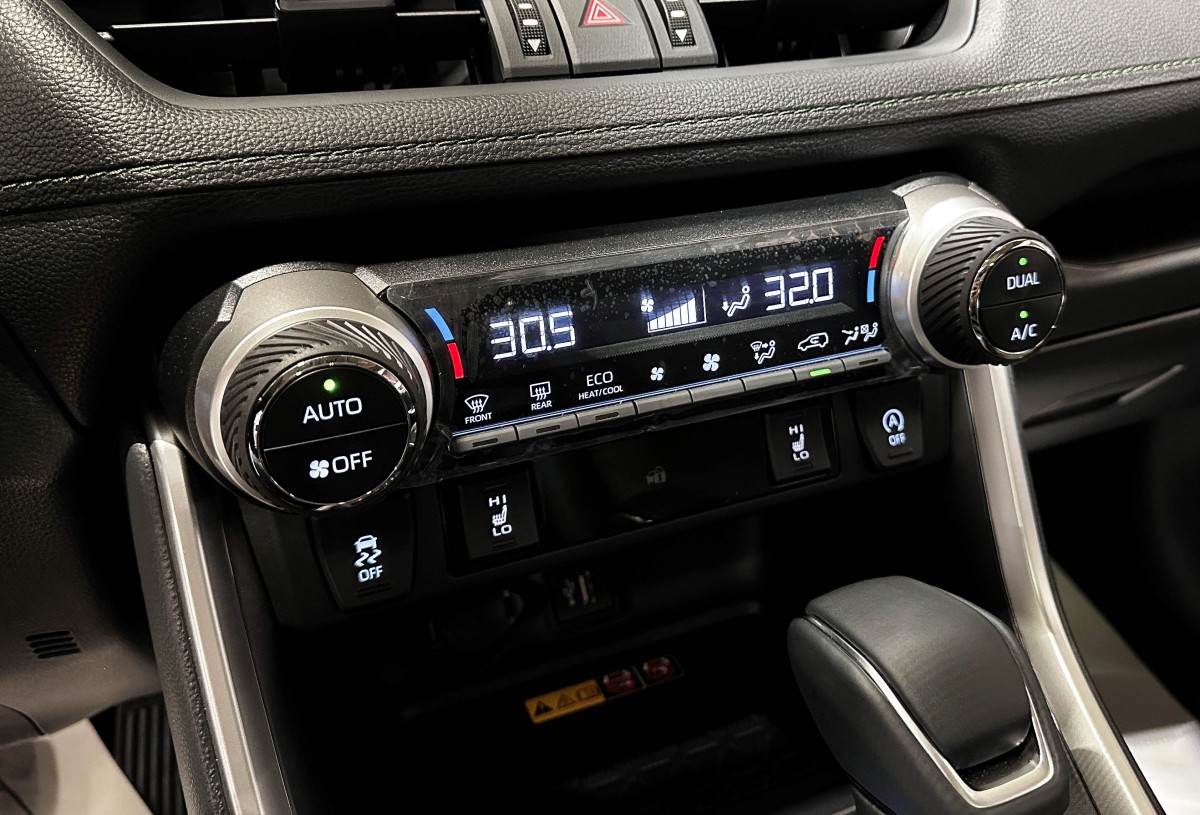 Toyota RAV4 - фото 27