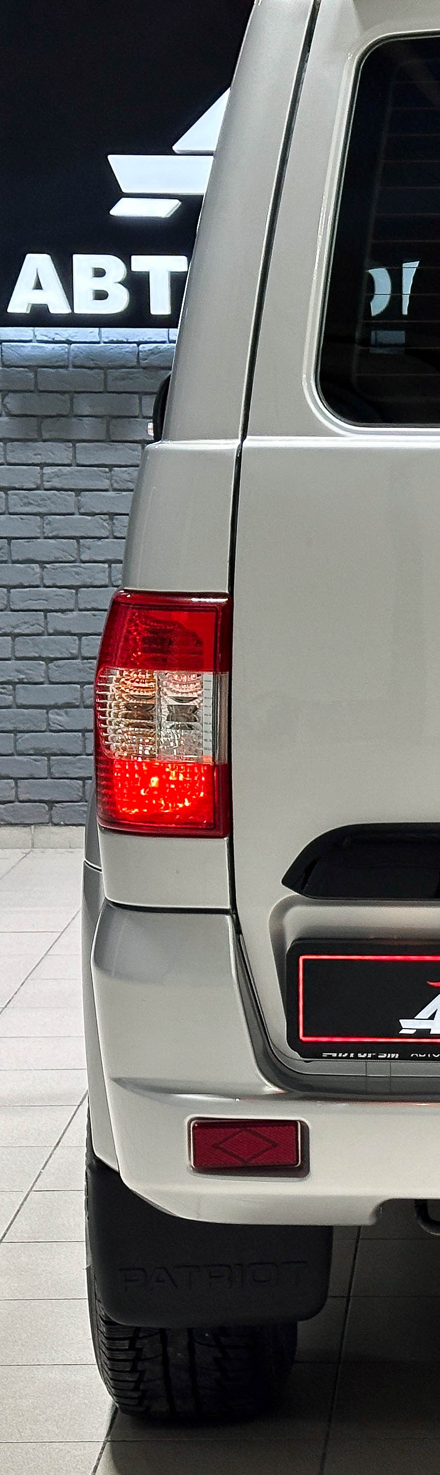 УАЗ Patriot - фото 8