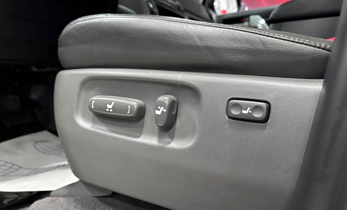 Toyota Land Cruiser 200 - фото 20