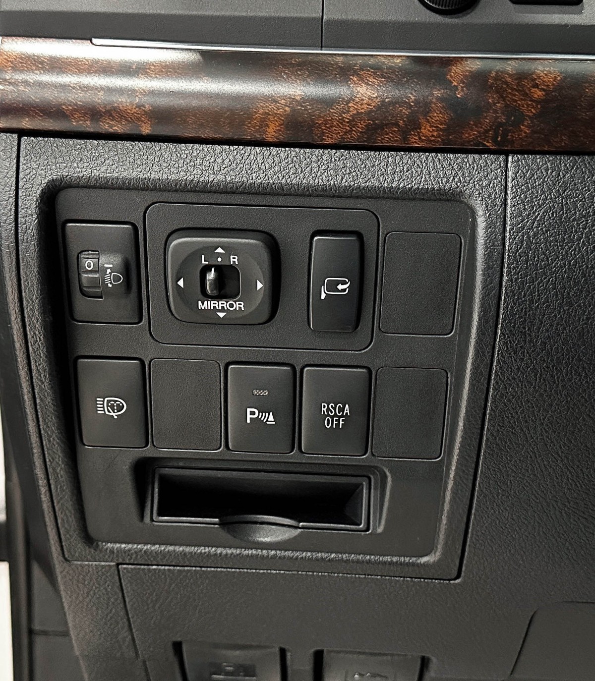 Toyota Land Cruiser 200 - фото 21