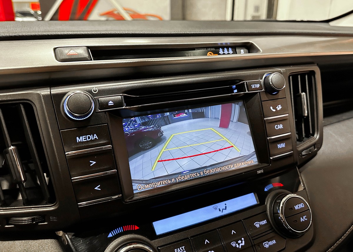 Toyota RAV4 - фото 23