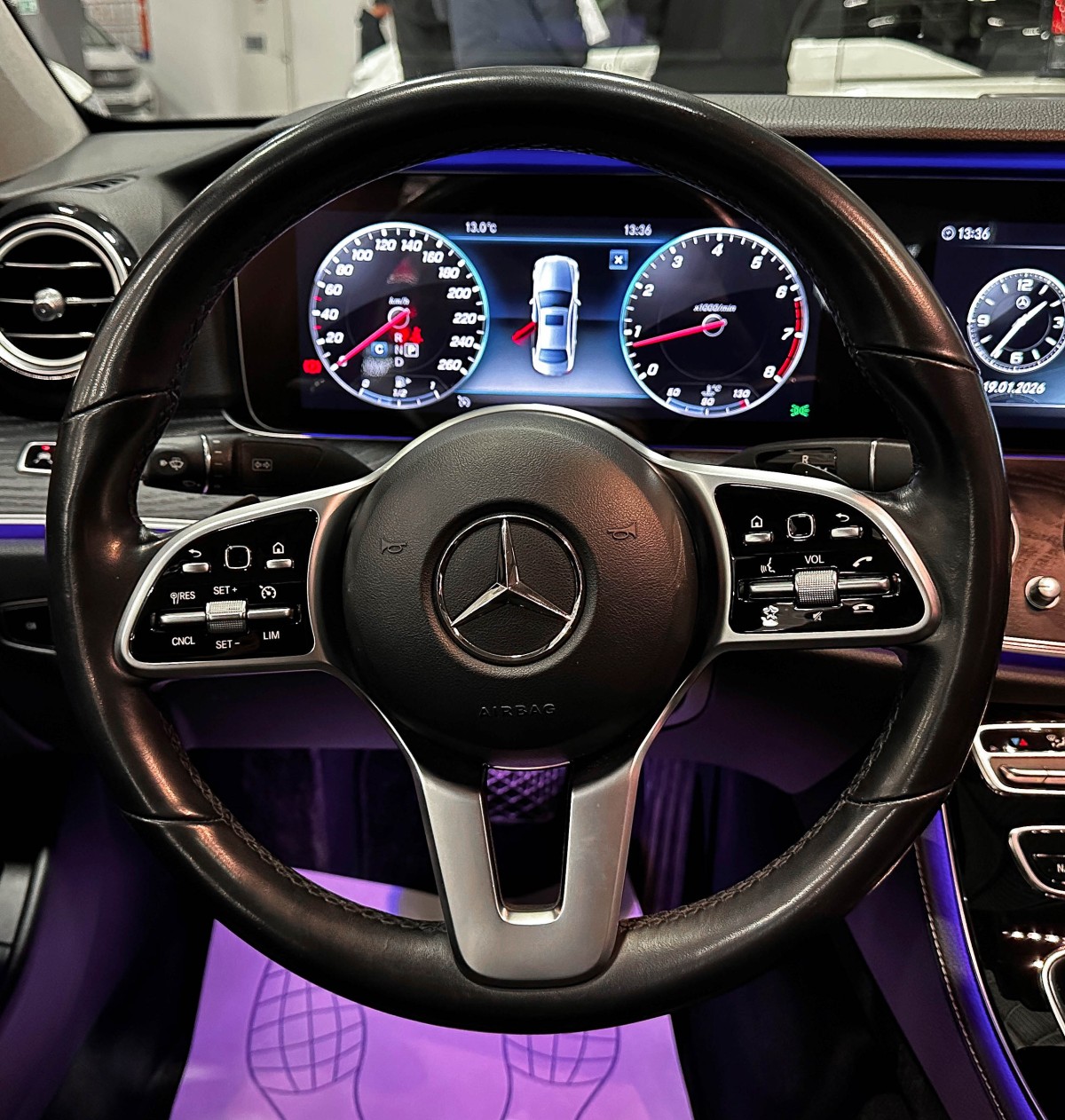 Mercedes-Benz E-Класс - фото 33