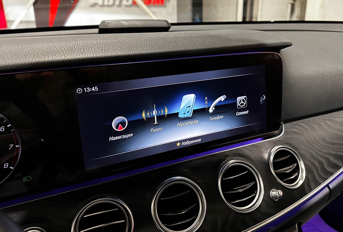 Mercedes-Benz E-Класс - фото 27