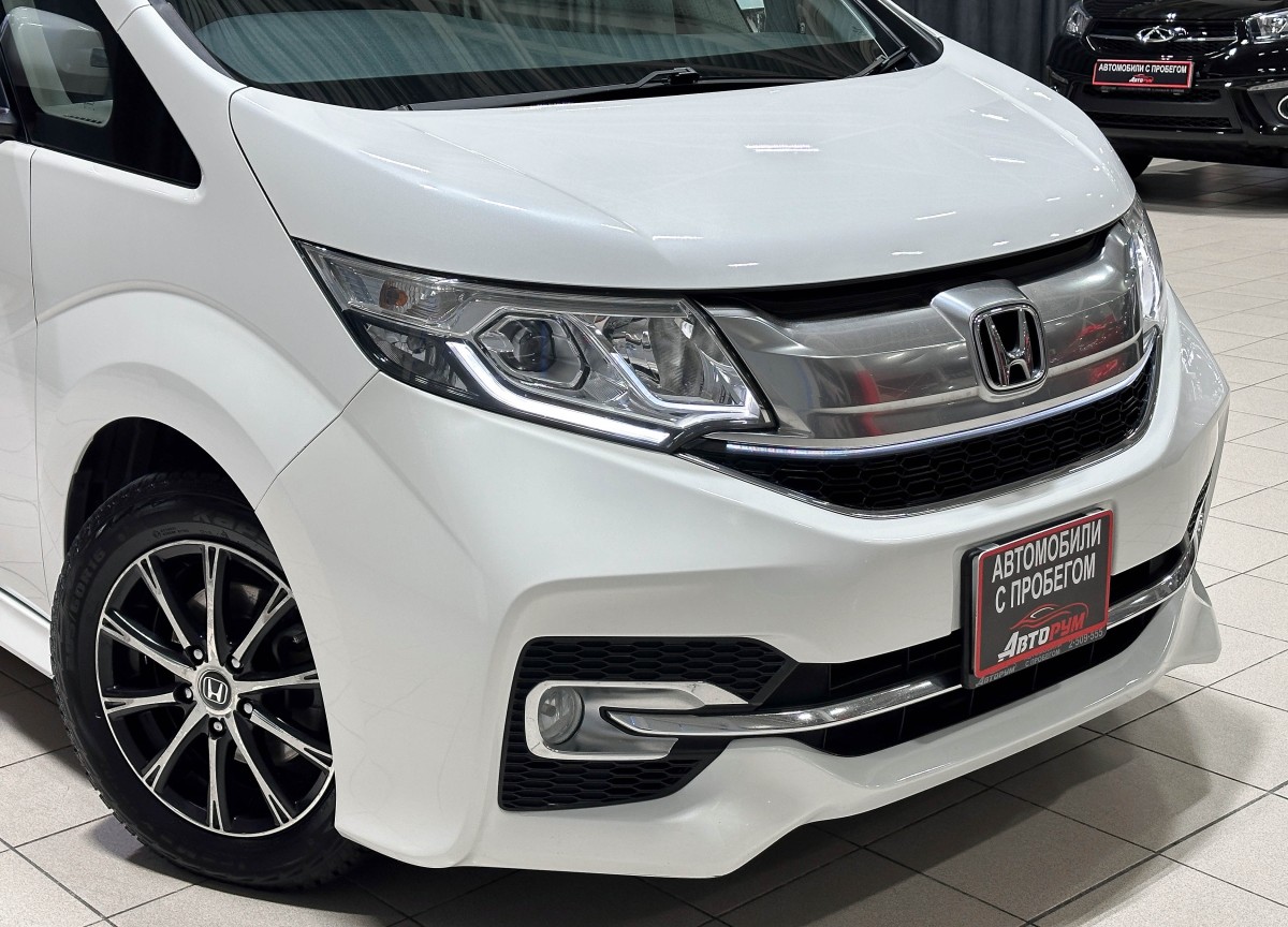 Honda Stepwgn - фото 10