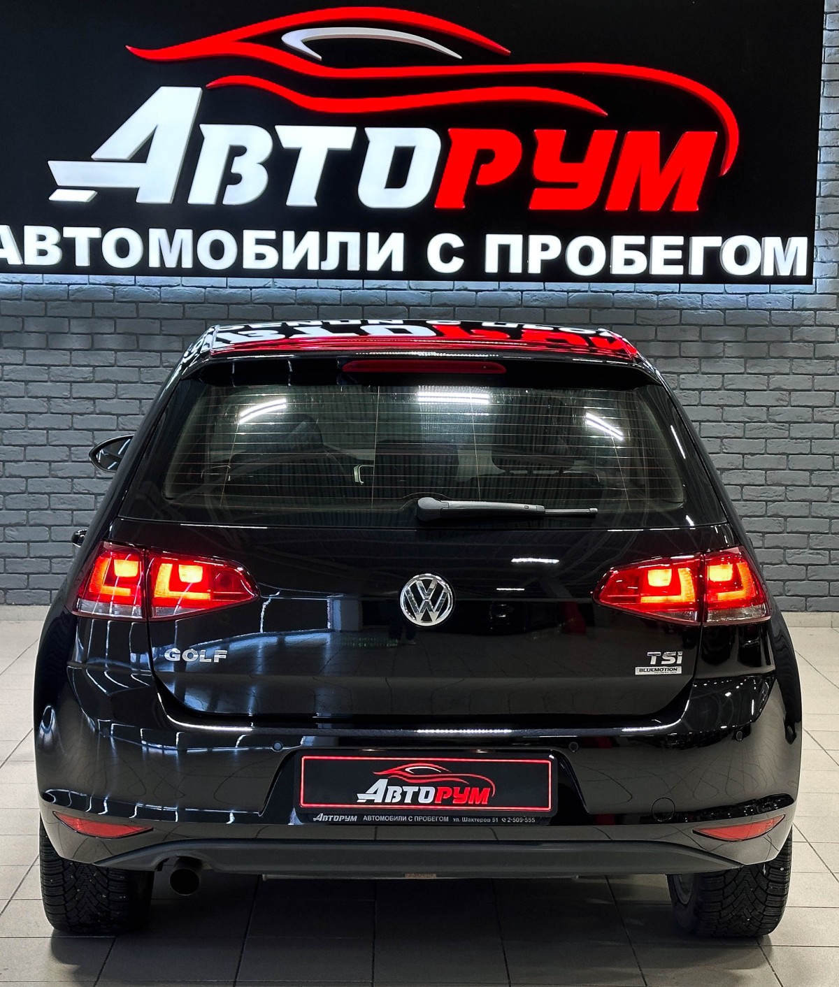 Volkswagen Golf - фото 6