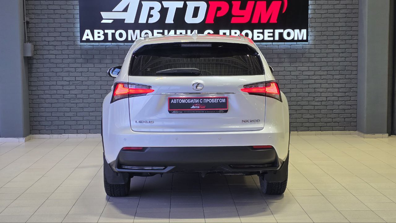Lexus NX 200 - фото 4