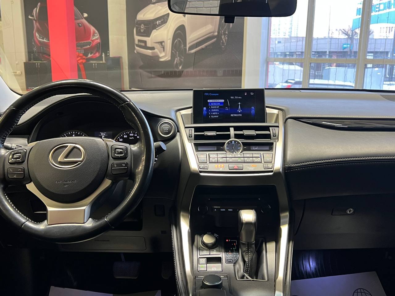 Lexus NX 200 - фото 9