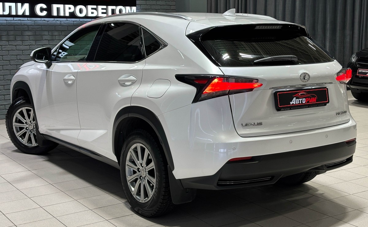 Lexus NX 200 - фото 7