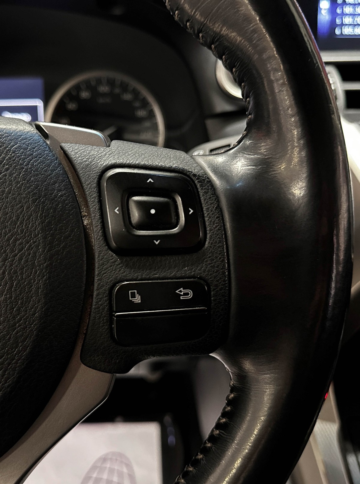 Lexus NX 200 - фото 22