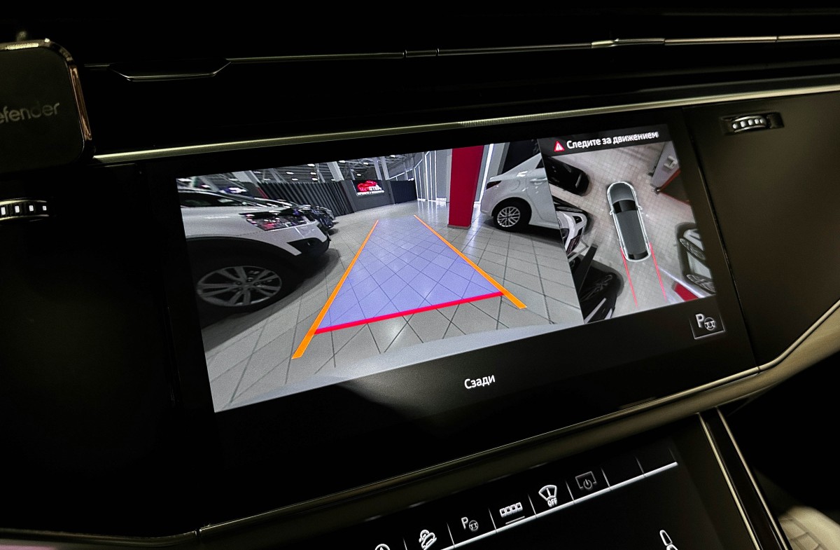 Audi Q8 - фото 27